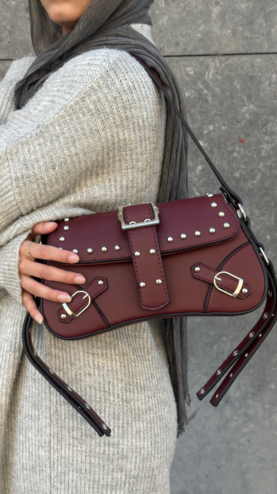 Rebel bloom - burgundy