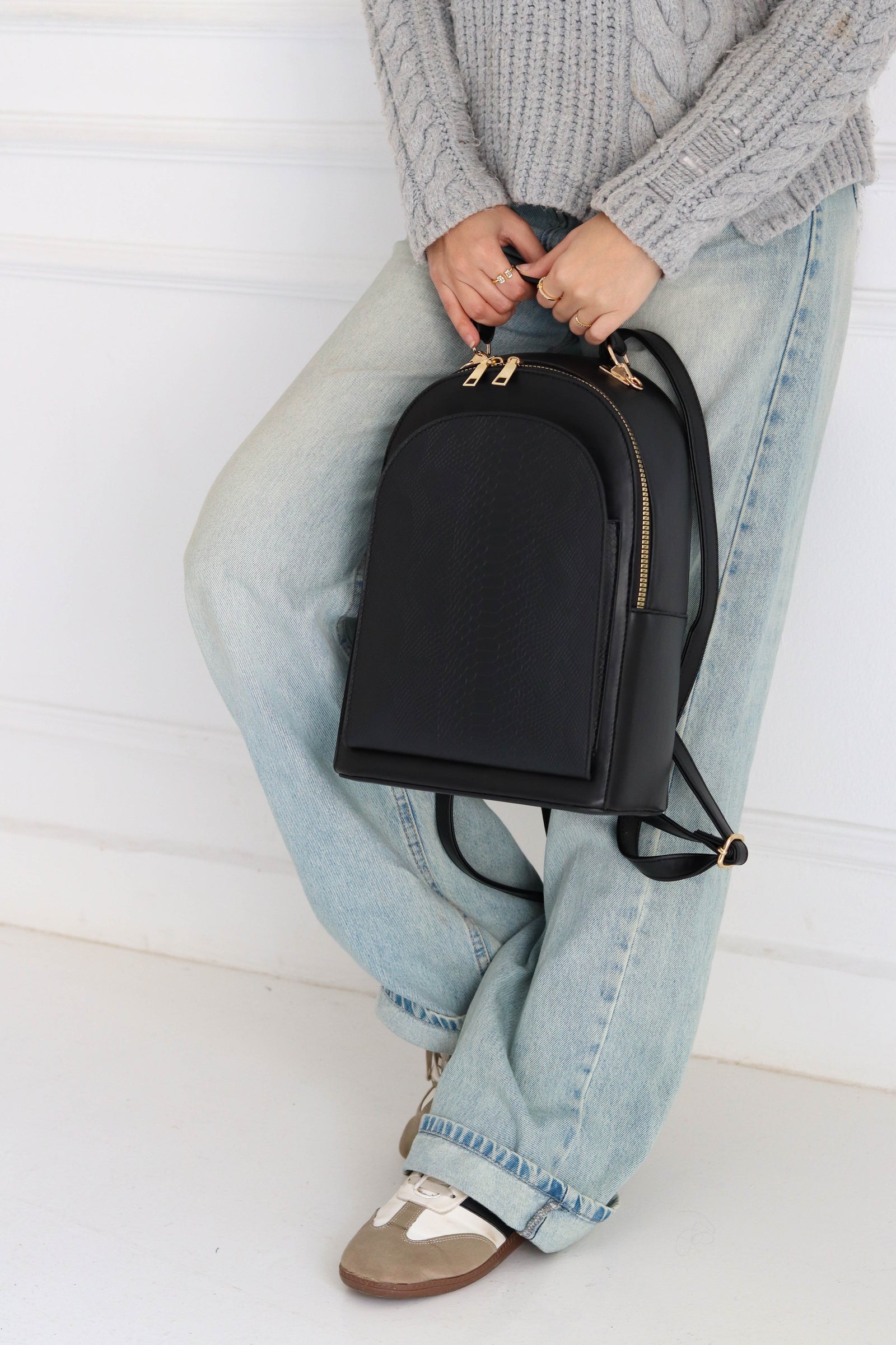 Caromat Backpack - black