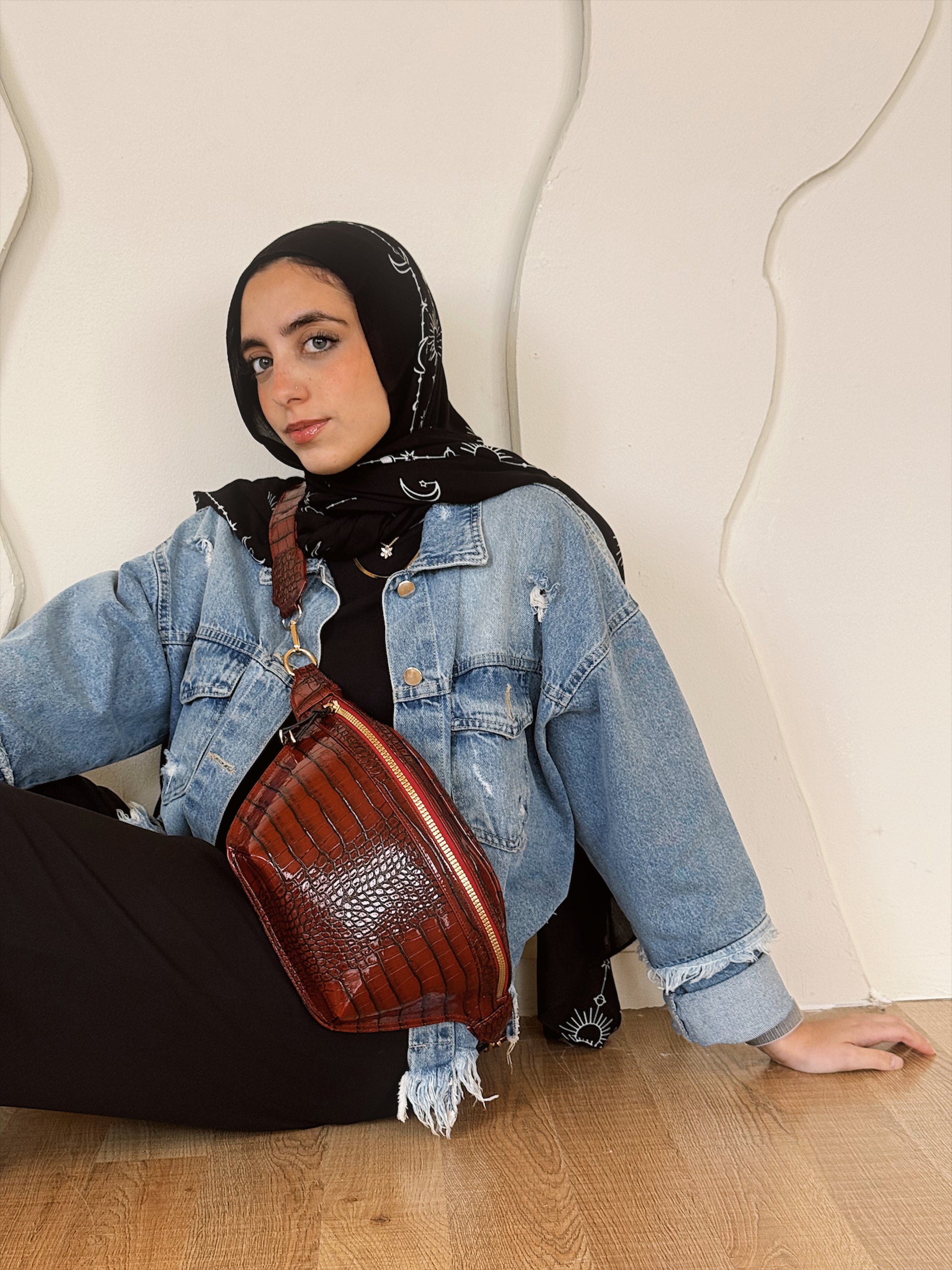 The joker fannypack - burgundy