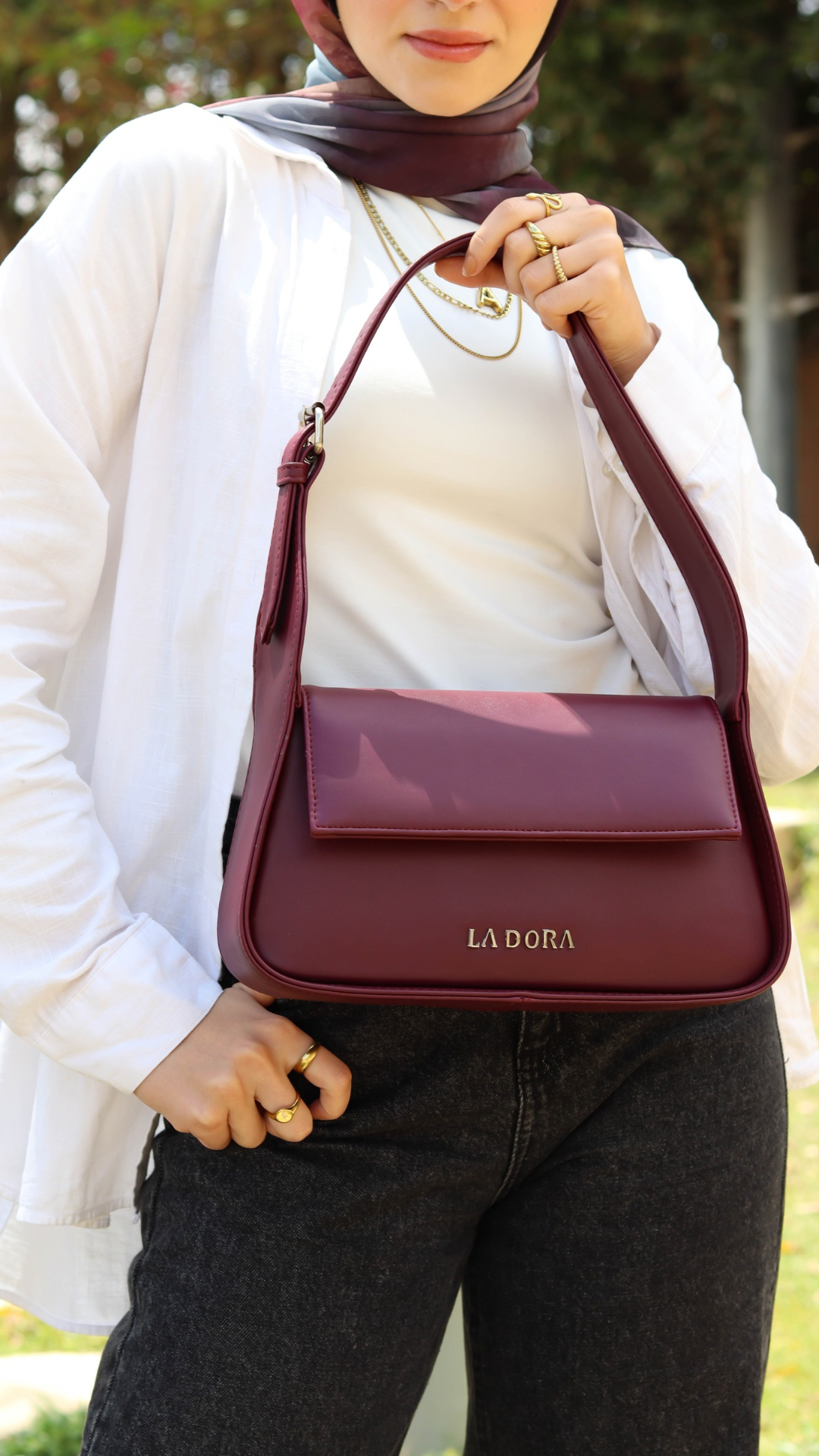 The classic carry bag - burgundy