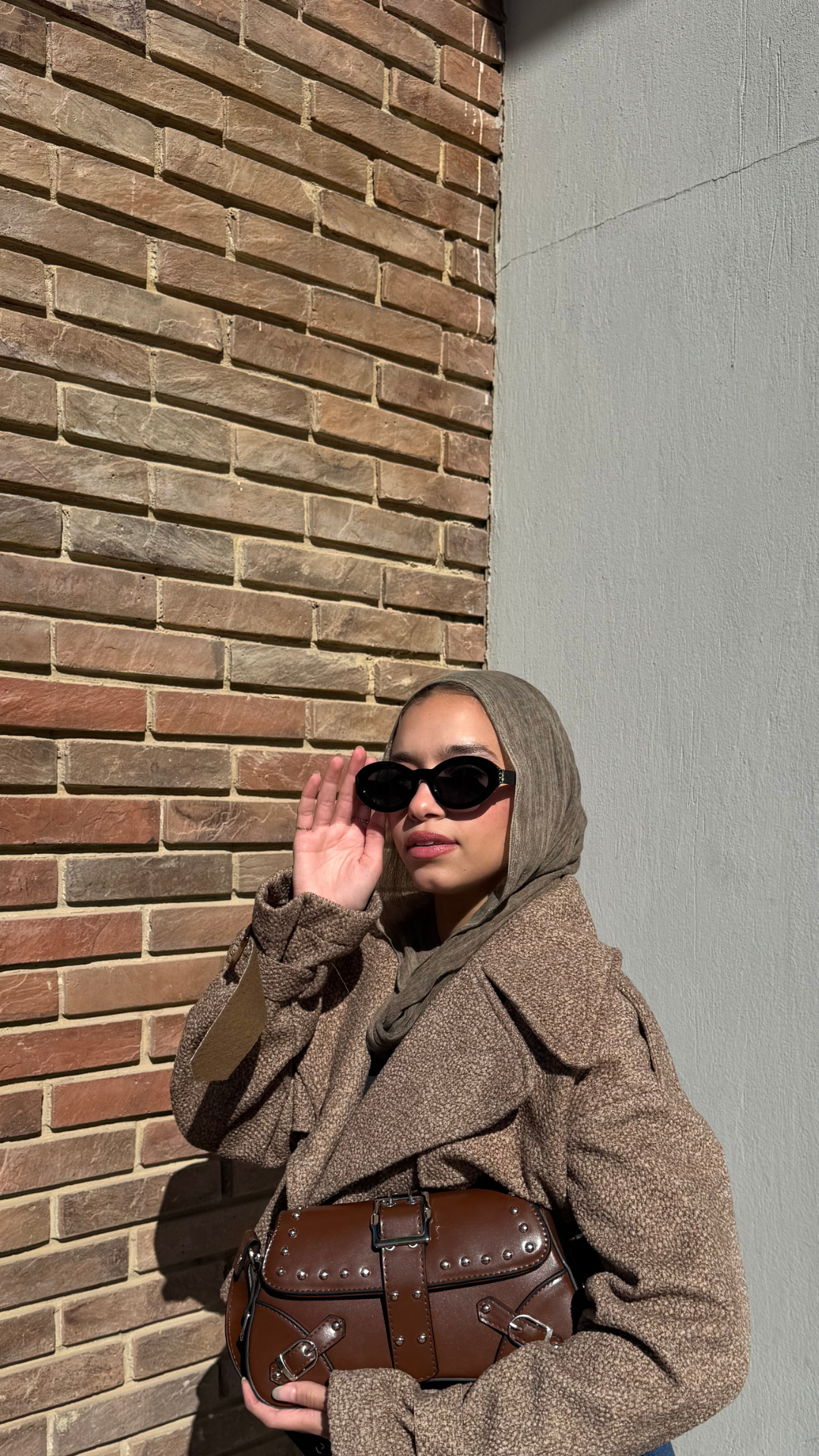 Rebel bloom - brown