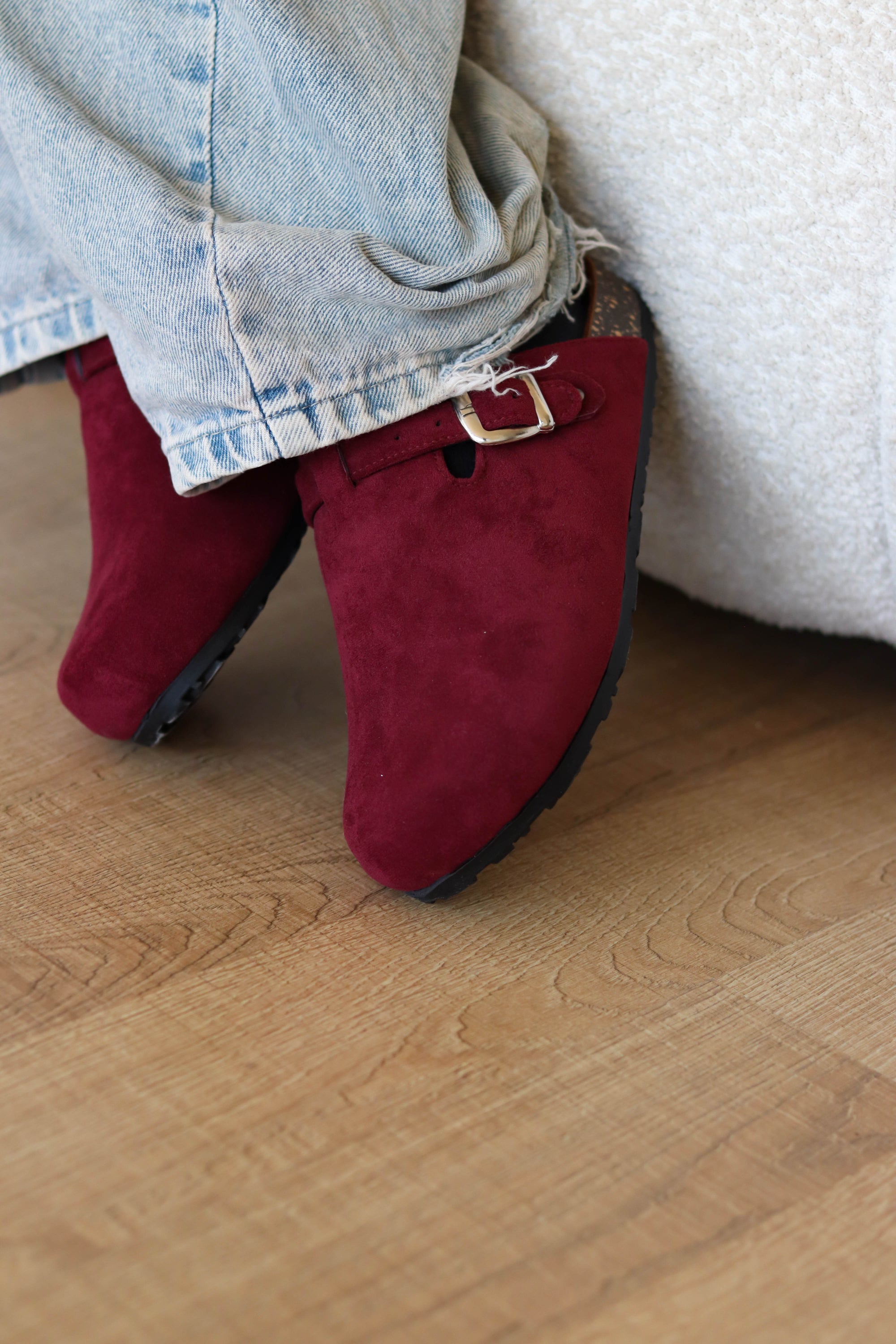 Milo Clogs - Burgundy