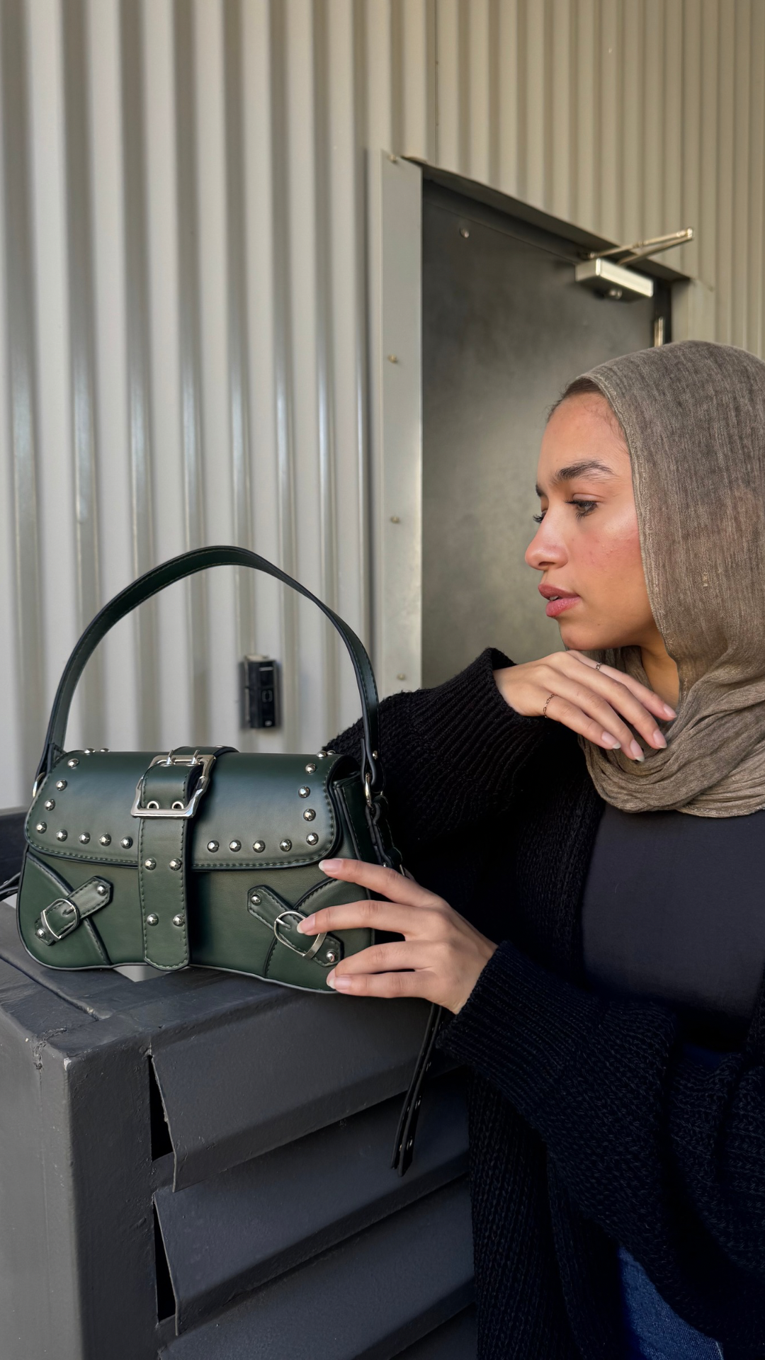 Rebel bloom - olive
