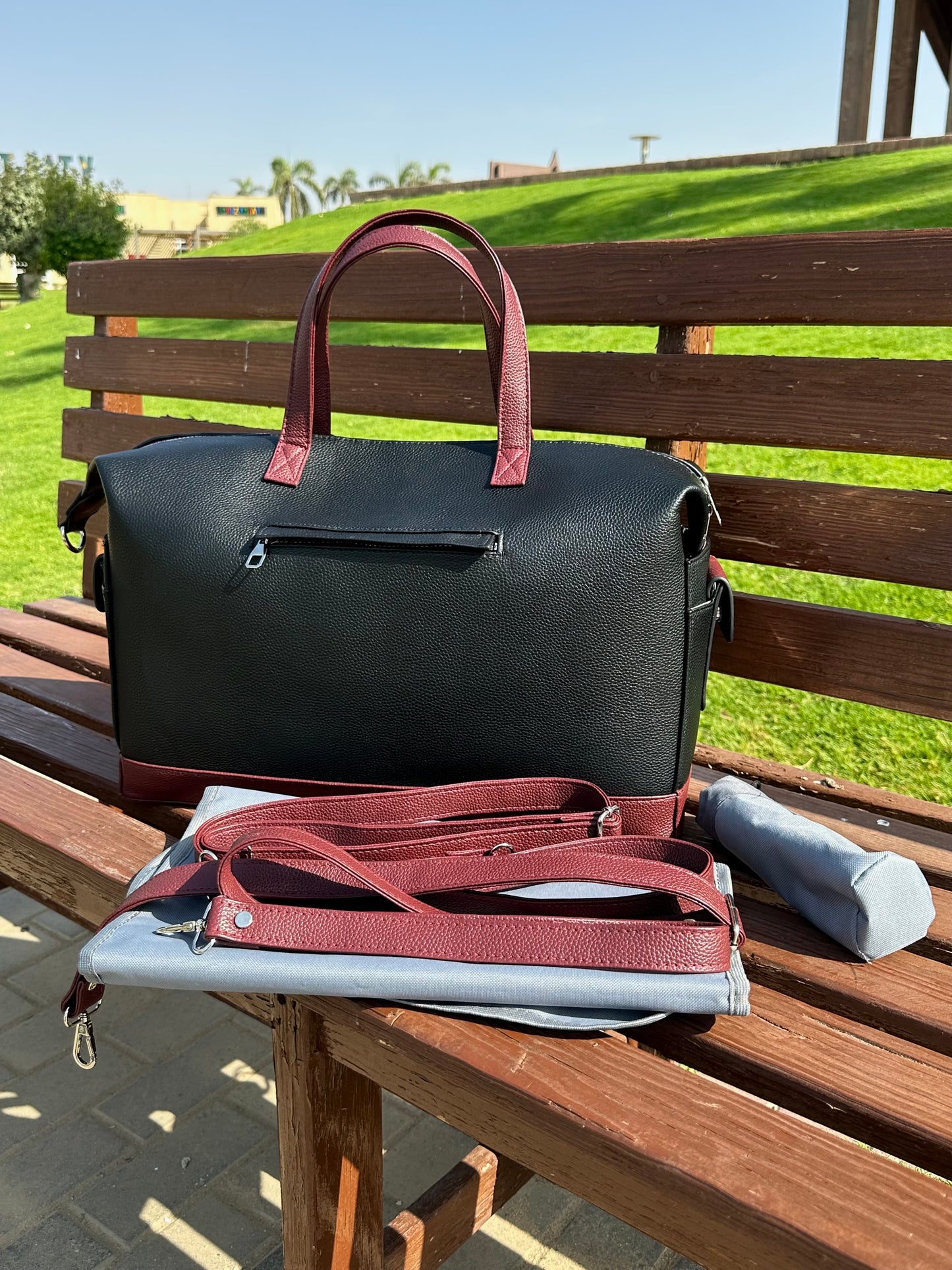 The Everywhere Bag - Black