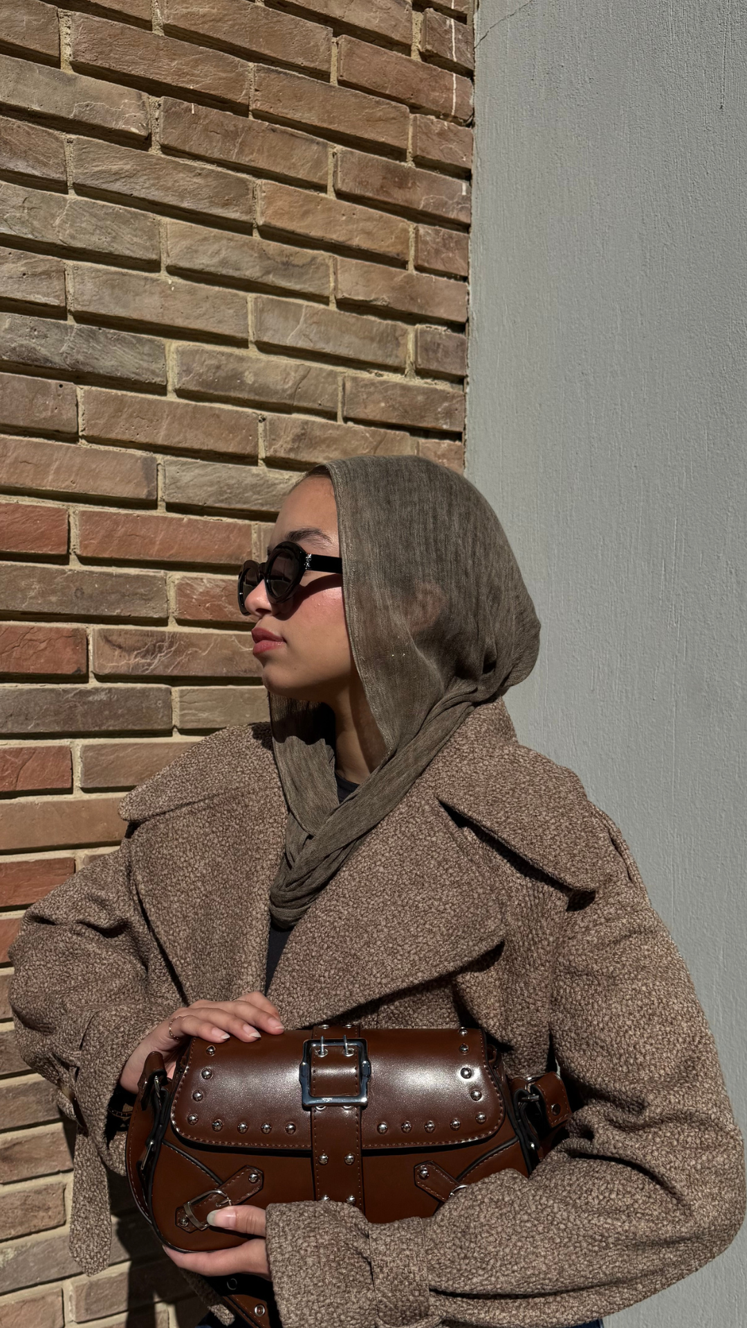 Rebel bloom - brown