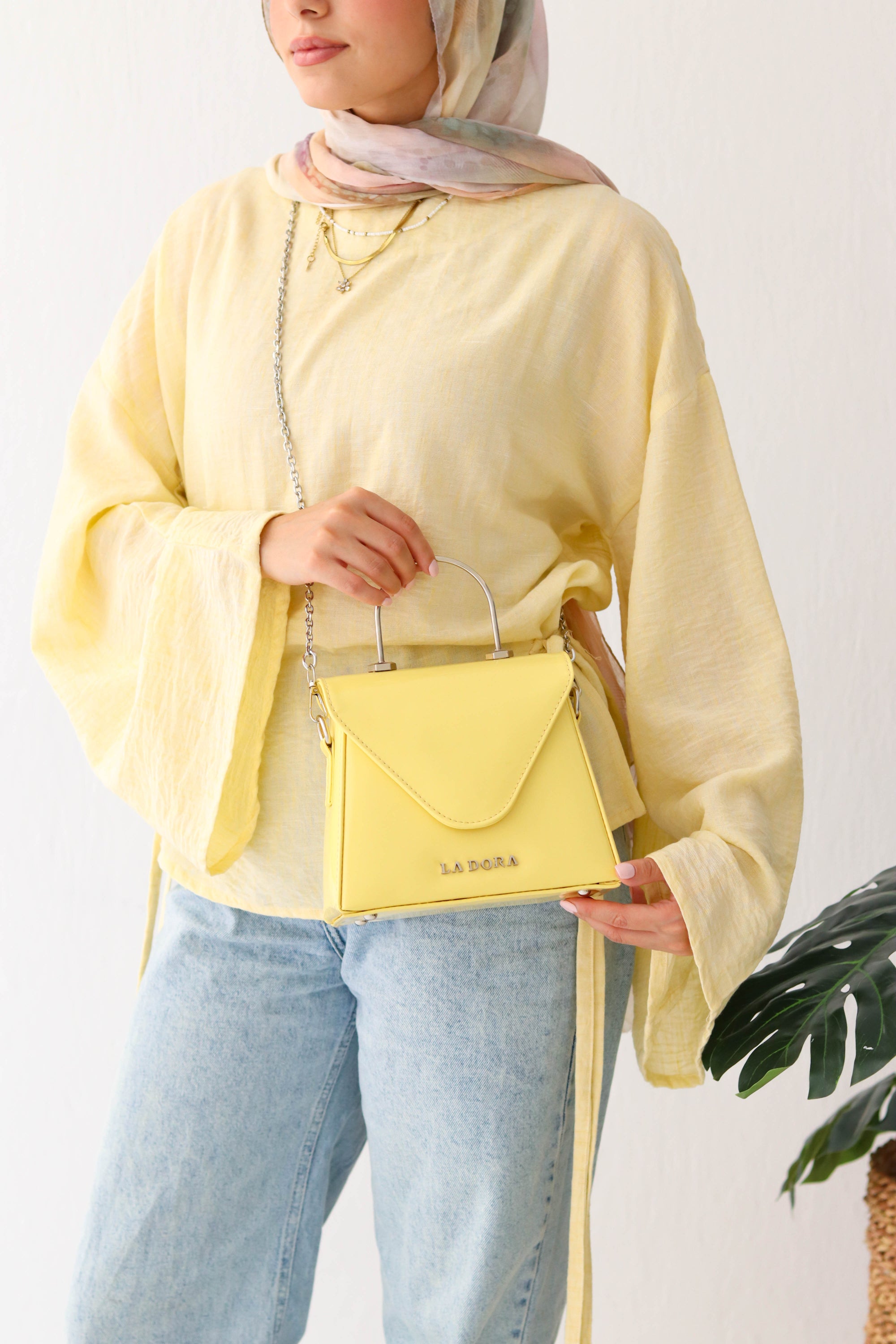 Pastel haze - butter yellow