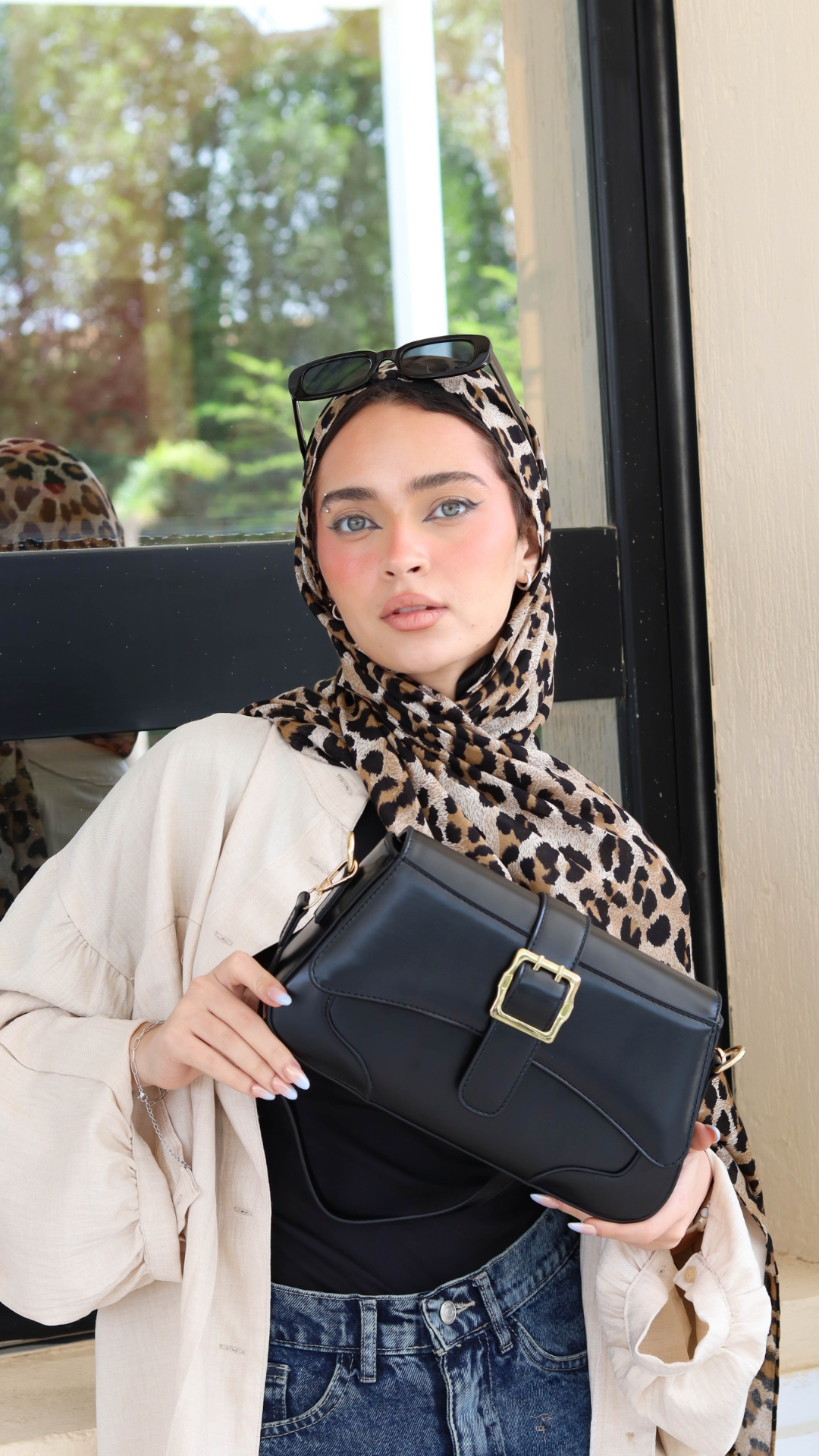 The Wanderlust Bag - Black