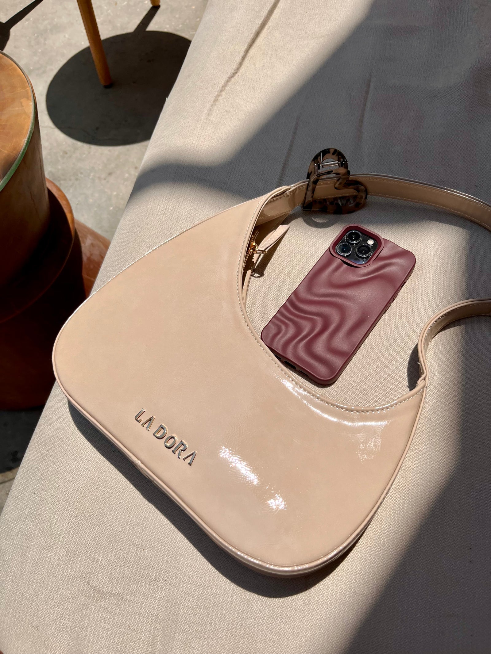 Chic Aura Bag - Beige