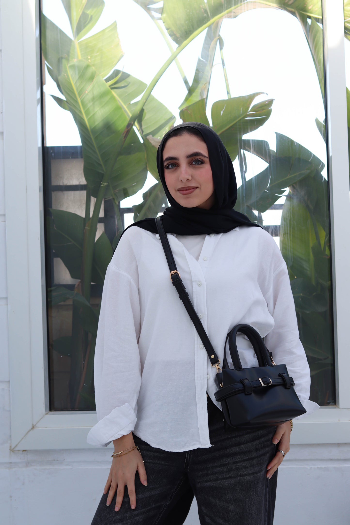 The belted mini bag - black
