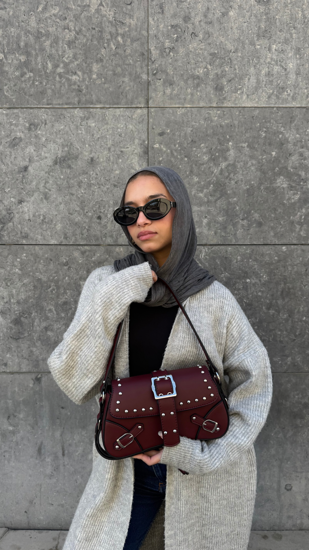 Rebel bloom - burgundy