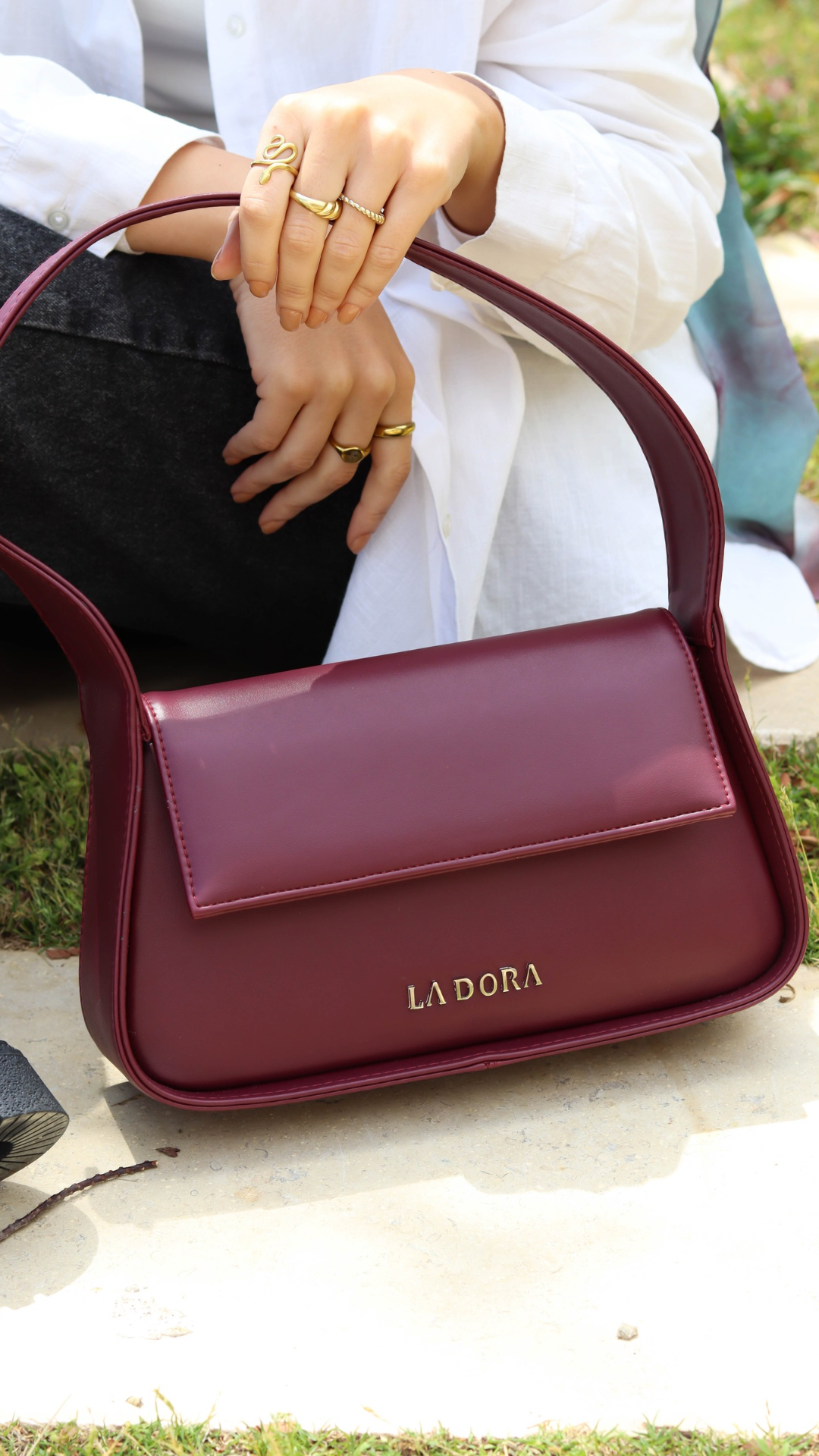 The classic carry bag - burgundy