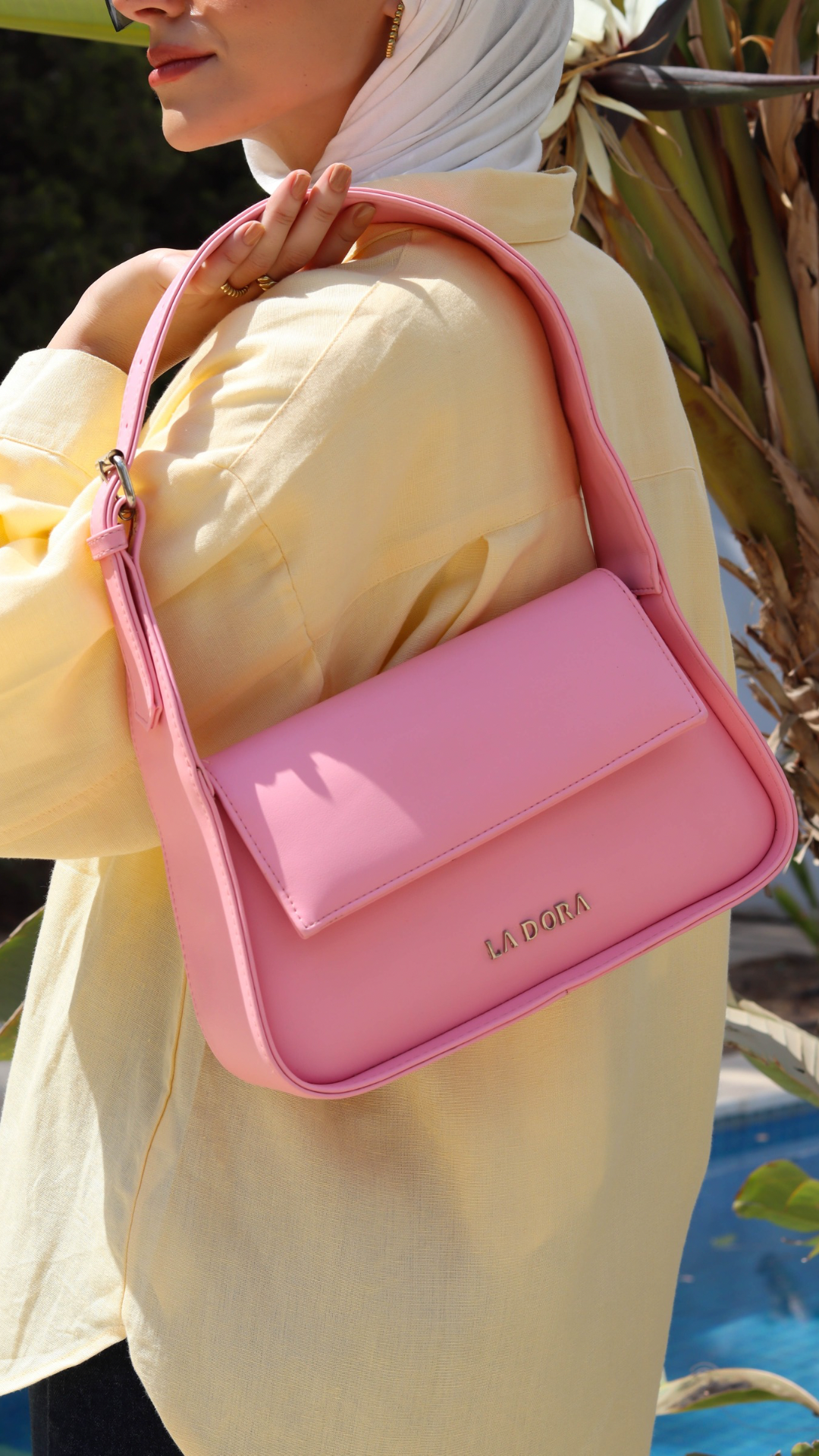 The classic carry bag - powder pink