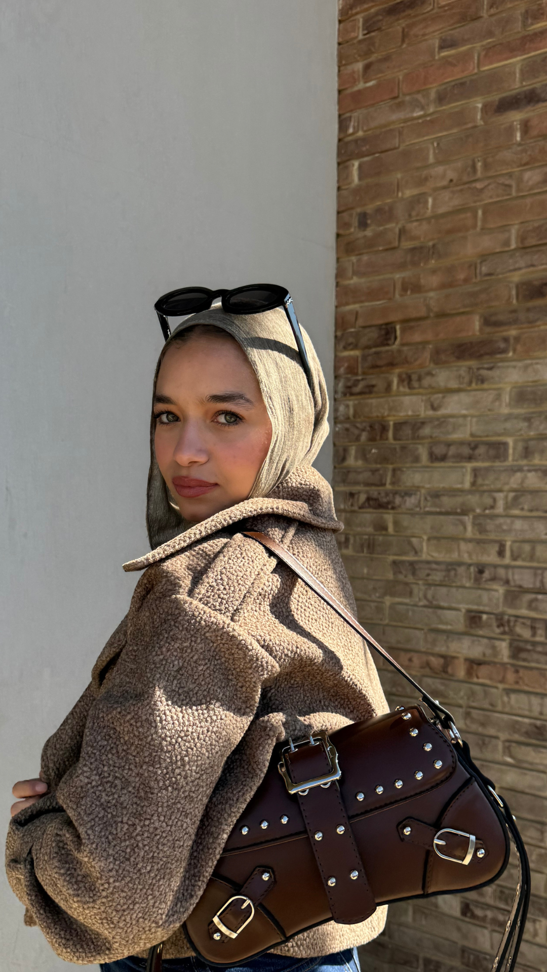 Rebel bloom - brown