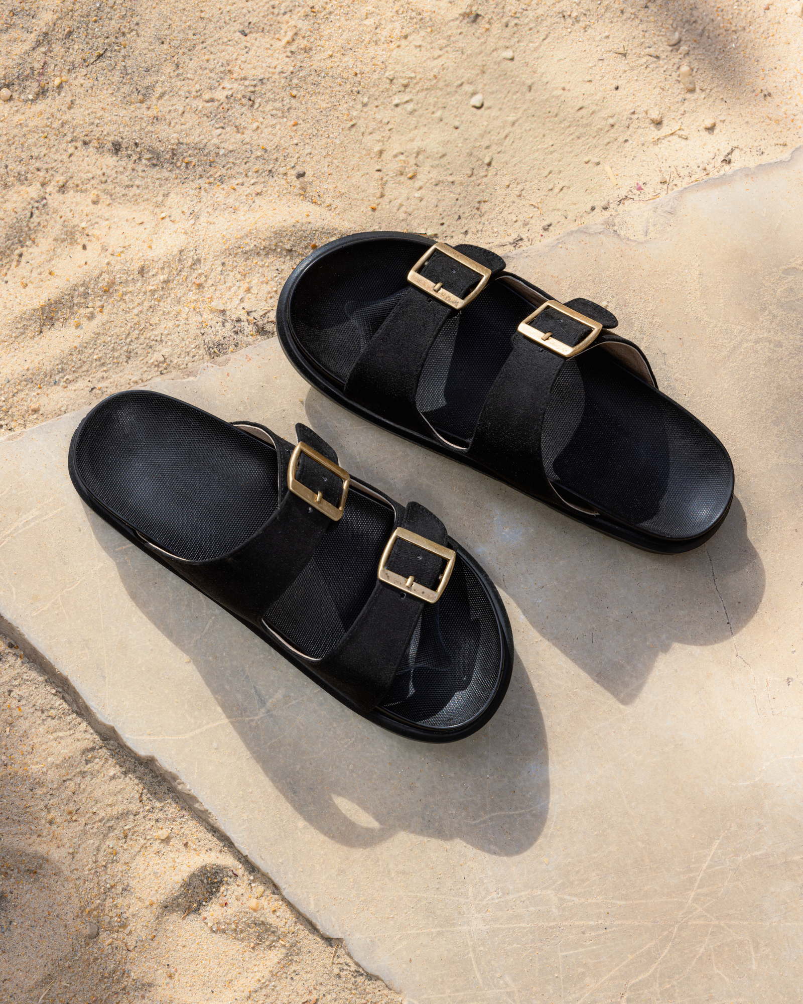 Summer lovin’ slipper - black