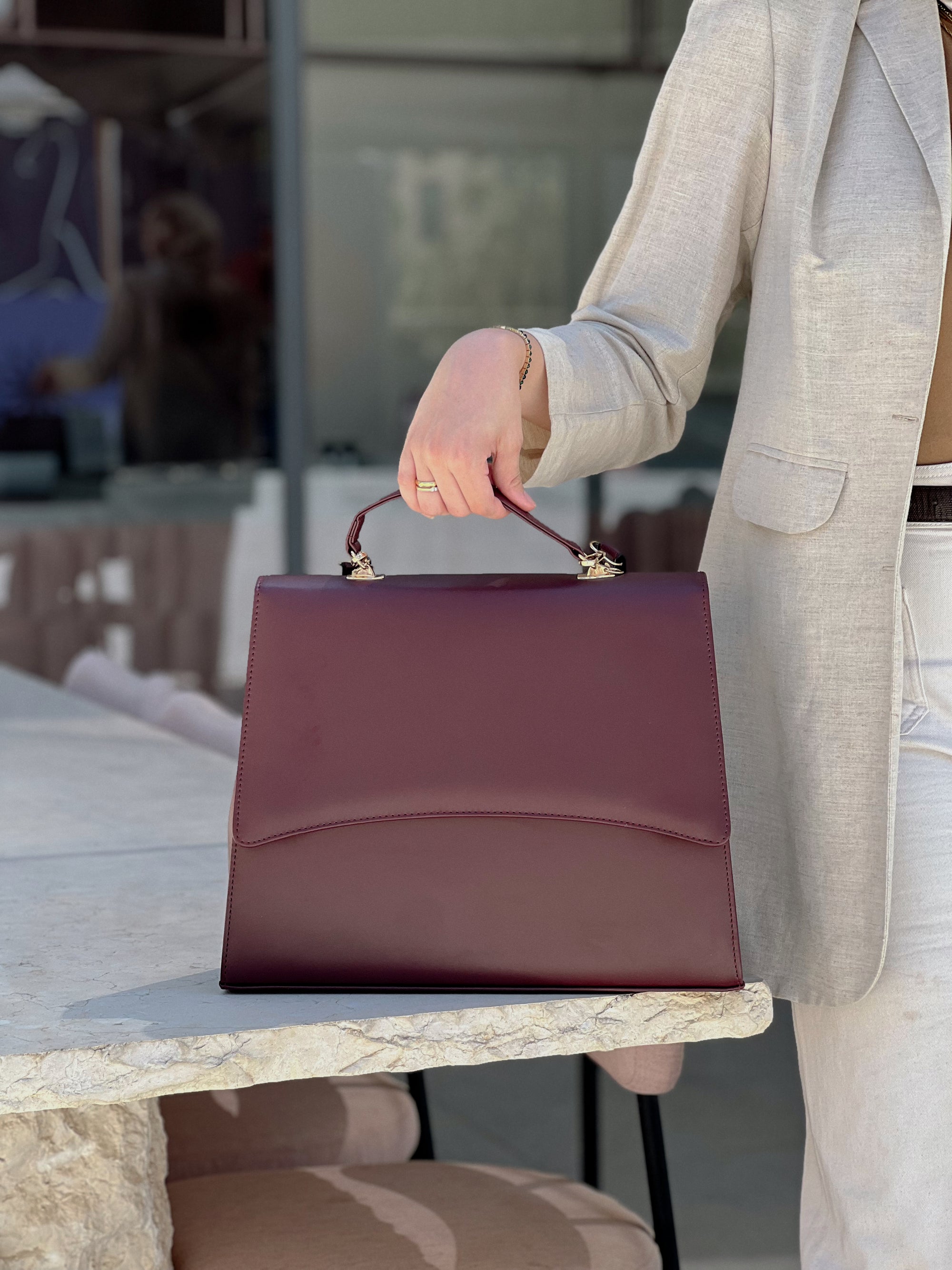 The business bag - maroon